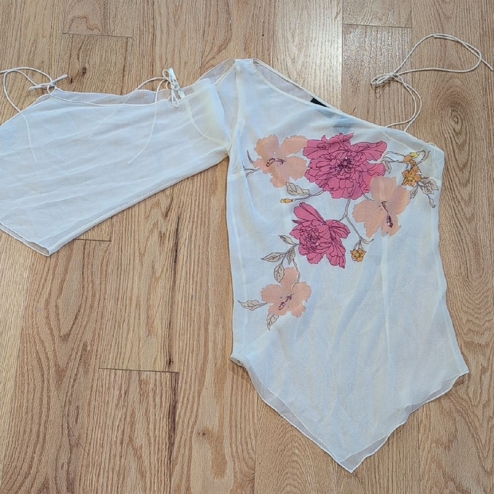 Express Cream and Pink Floral One Sleeve Blouse - Picture 6 of 6